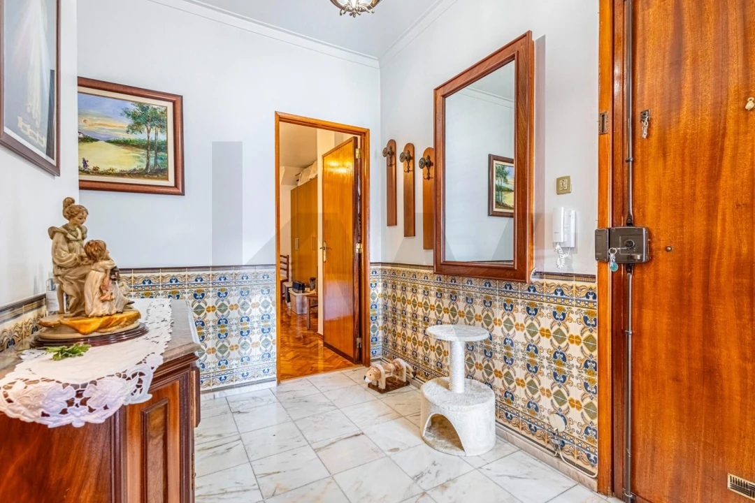 Apartamento T2 para Venda em Póvoa de Santo Adrião e Olival Basto Foto 23