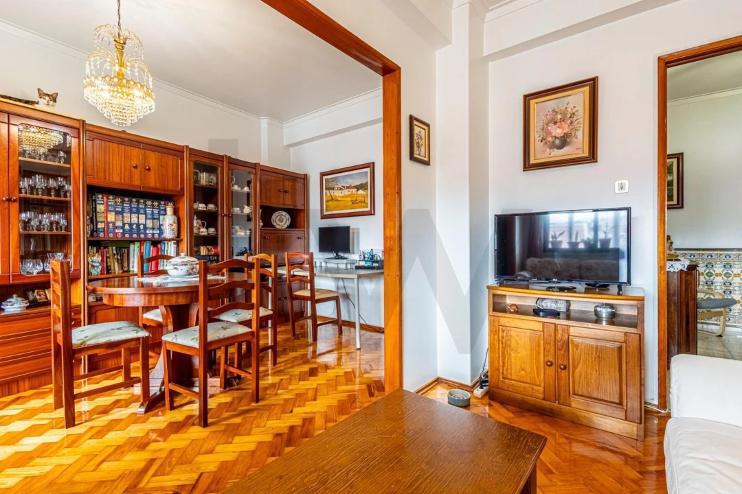 Apartamento T2 para Venda em Póvoa de Santo Adrião e Olival Basto Foto 5