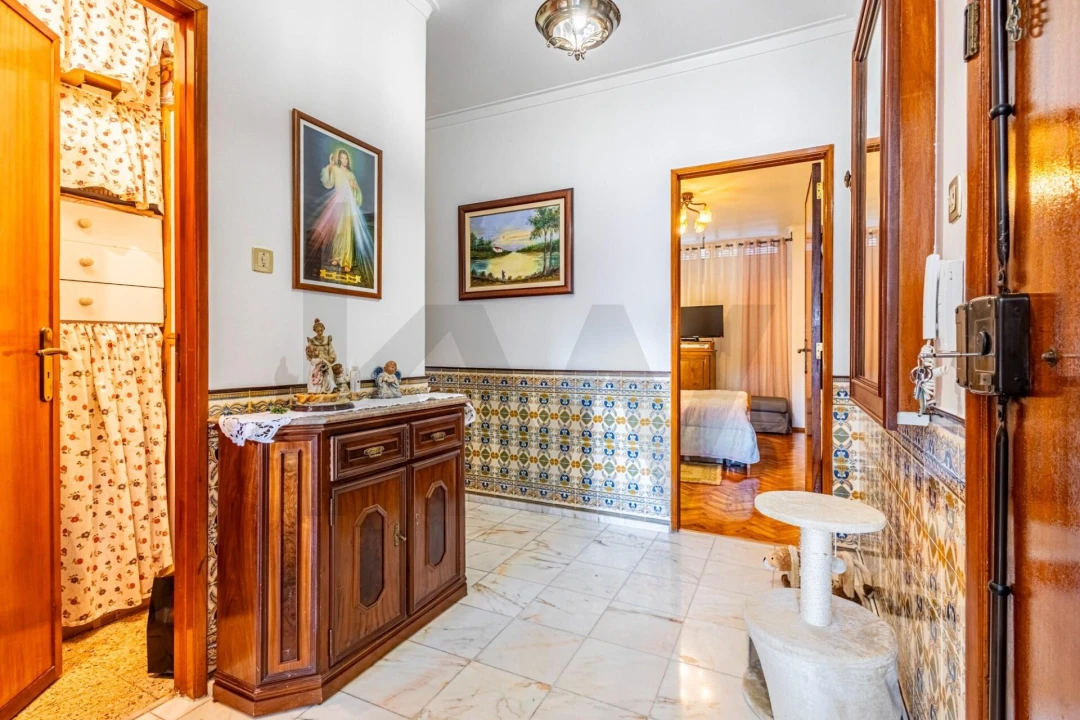 Apartamento T2 para Venda em Póvoa de Santo Adrião e Olival Basto Foto 25