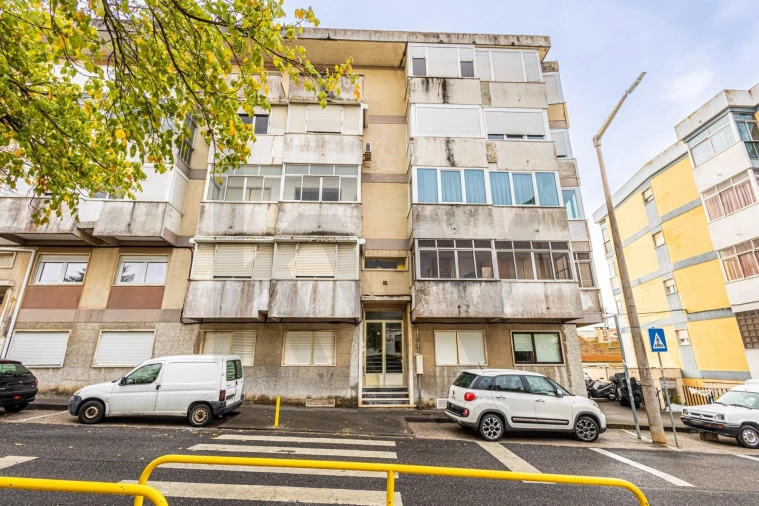 Apartamento T2 para Venda em Póvoa de Santo Adrião e Olival Basto Foto 33