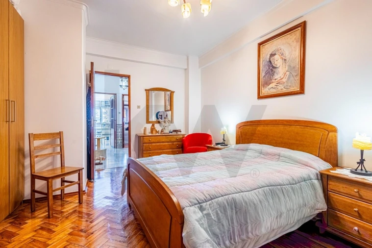 Apartamento T2 para Venda em Póvoa de Santo Adrião e Olival Basto Foto 19