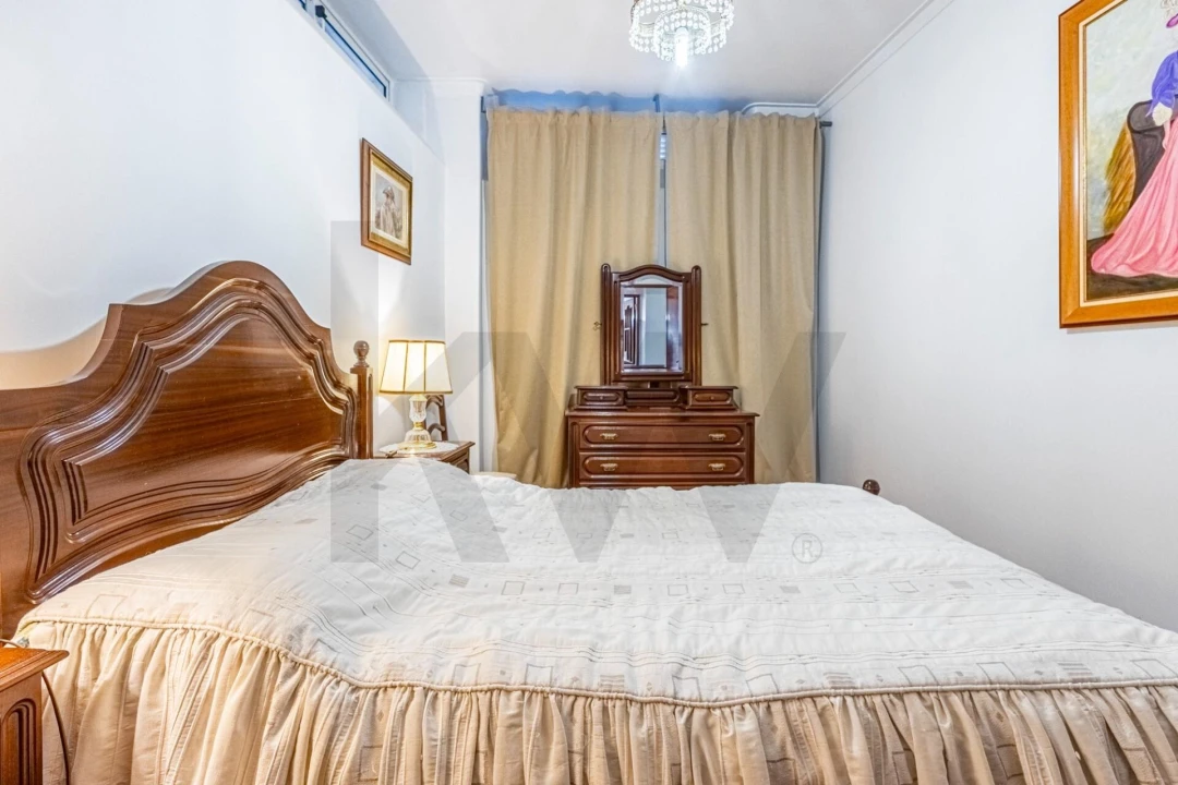 Apartamento T2 para Venda em Póvoa de Santo Adrião e Olival Basto Foto 14