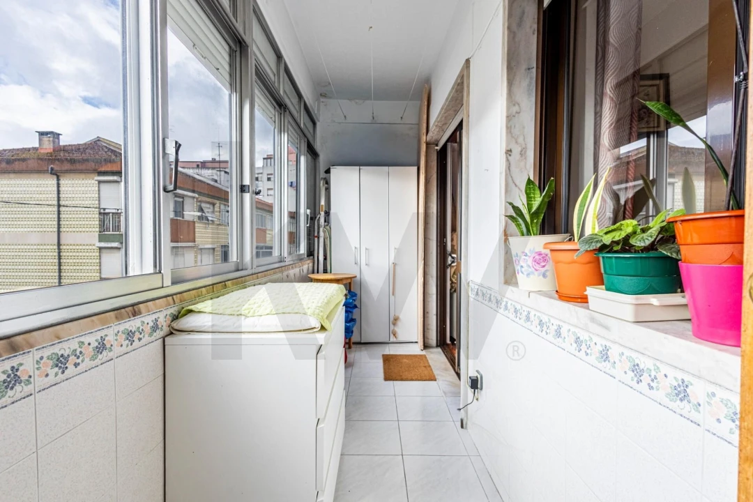 Apartamento T2 para Venda em Póvoa de Santo Adrião e Olival Basto Foto 11