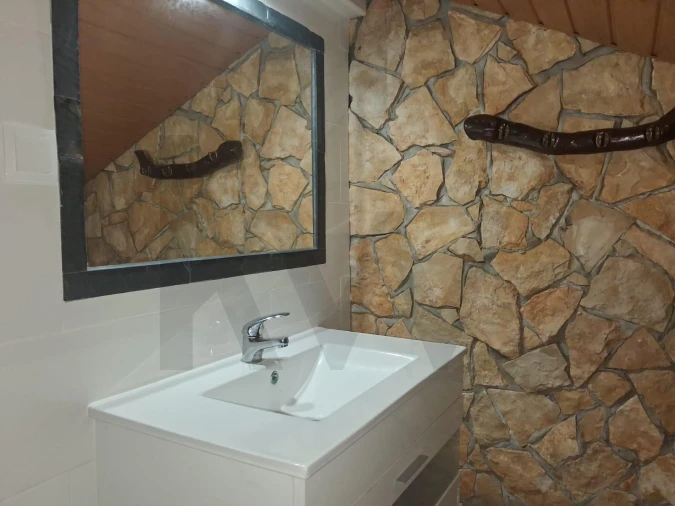 Moradia T1 para Arrendamento em São Pedro da Cadeira Foto 39