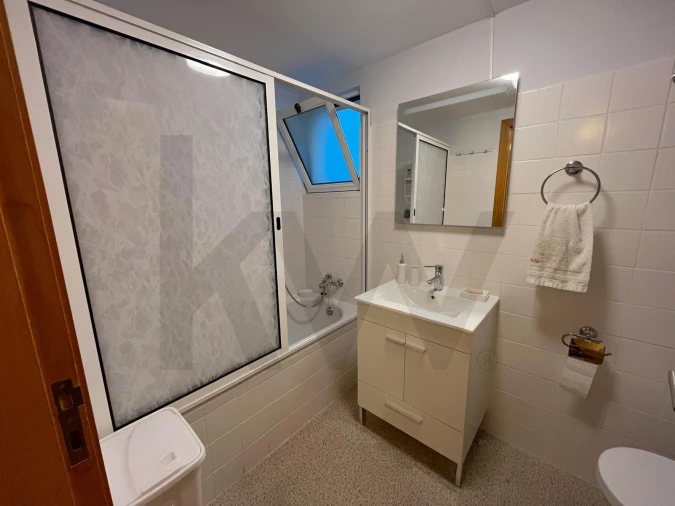 Apartamento T3 para Arrendamento em São Roque do Faial Foto 22