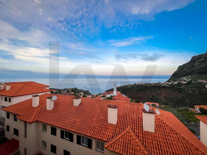 Apartamento T3 para Arrendamento em São Roque do Faial Foto 8