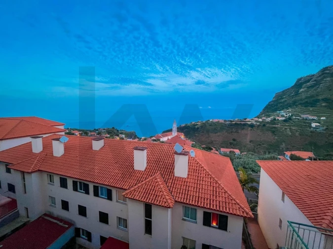 Apartamento T3 para Arrendamento em São Roque do Faial Foto 10
