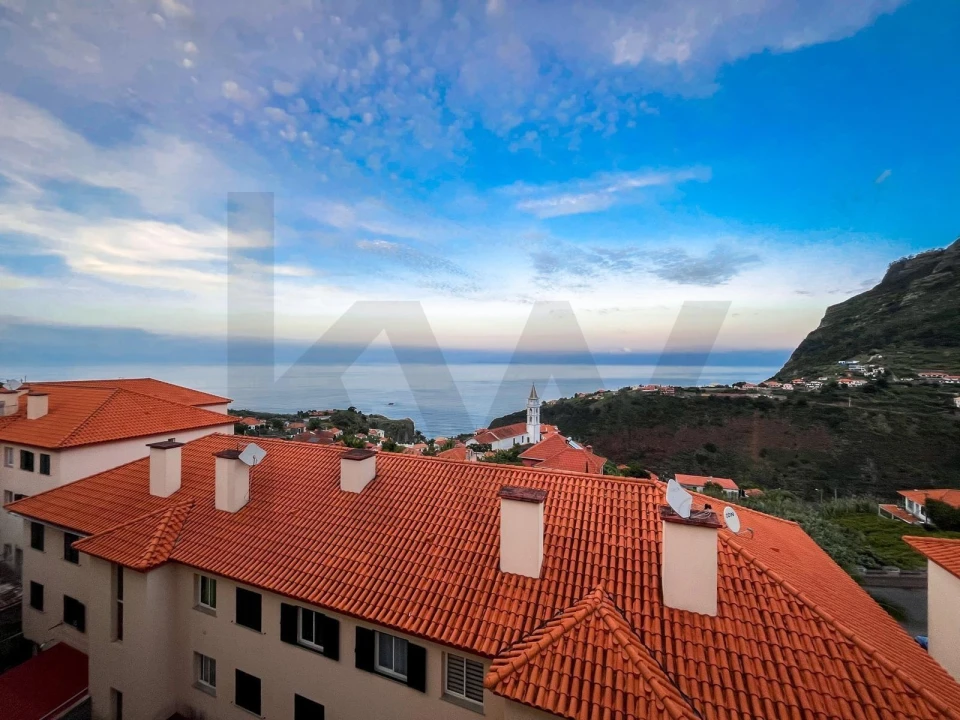 Apartamento T3 para Arrendamento em São Roque do Faial Foto 8