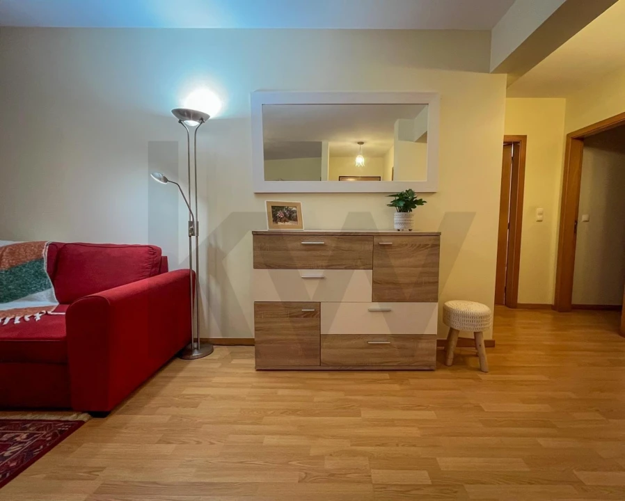 Apartamento T3 para Arrendamento em São Roque do Faial Foto 9