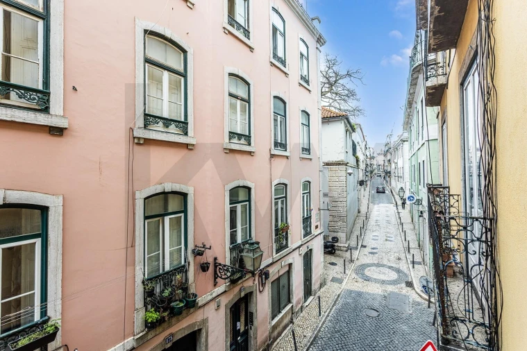 Apartamento T5 para Venda em Misericórdia Foto 25