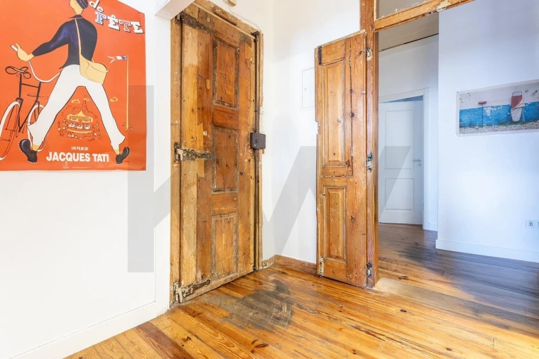 Apartamento T5 para Venda em Misericórdia Foto 10
