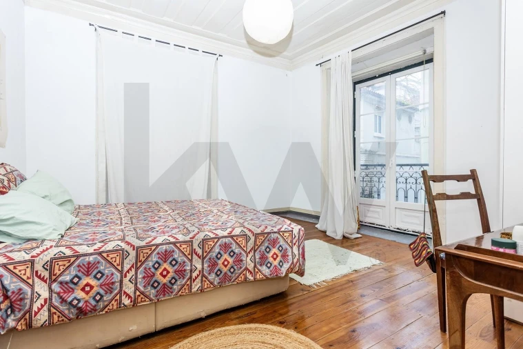 Apartamento T5 para Venda em Misericórdia Foto 2