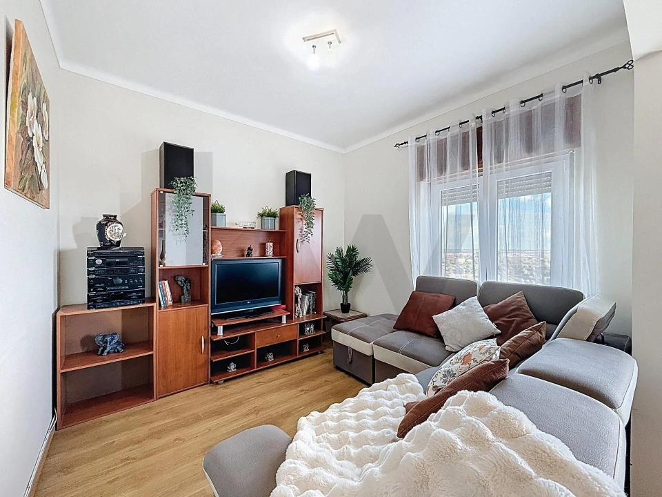 Apartamento T4 para Venda em Romeira e Várzea Foto 8