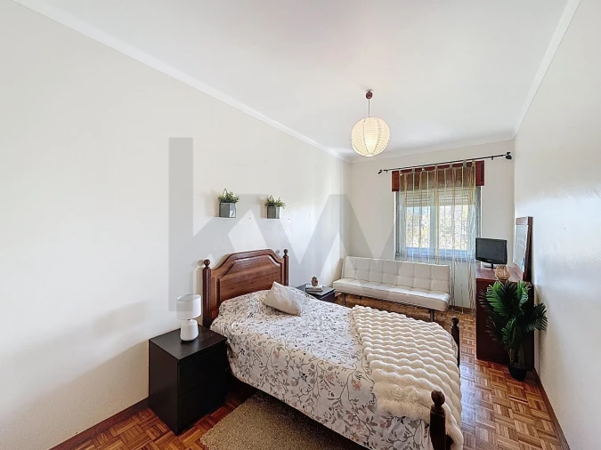 Apartamento T4 para Venda em Romeira e Várzea Foto 3