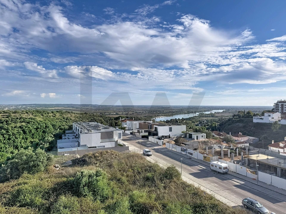 Apartamento T4 para Venda em Romeira e Várzea Foto 1