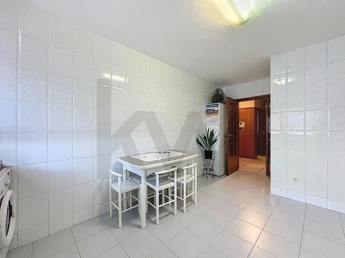Apartamento T2 para Venda em Escapães Foto 12