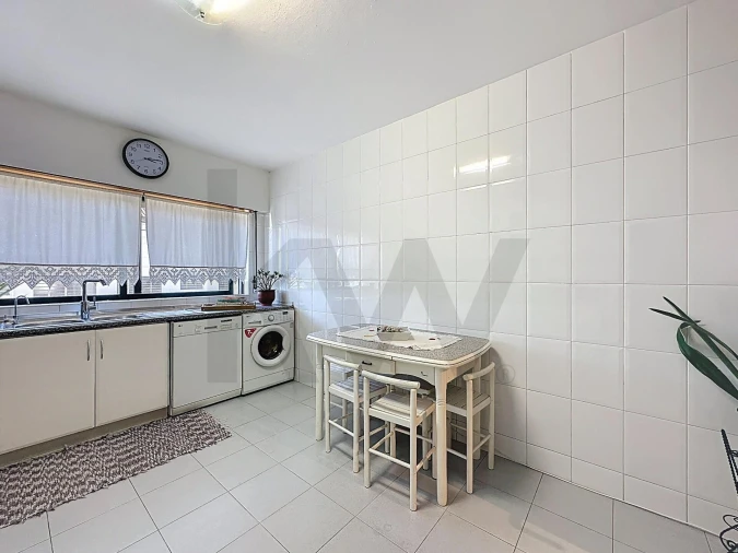 Apartamento T2 para Venda em Escapães Foto 7