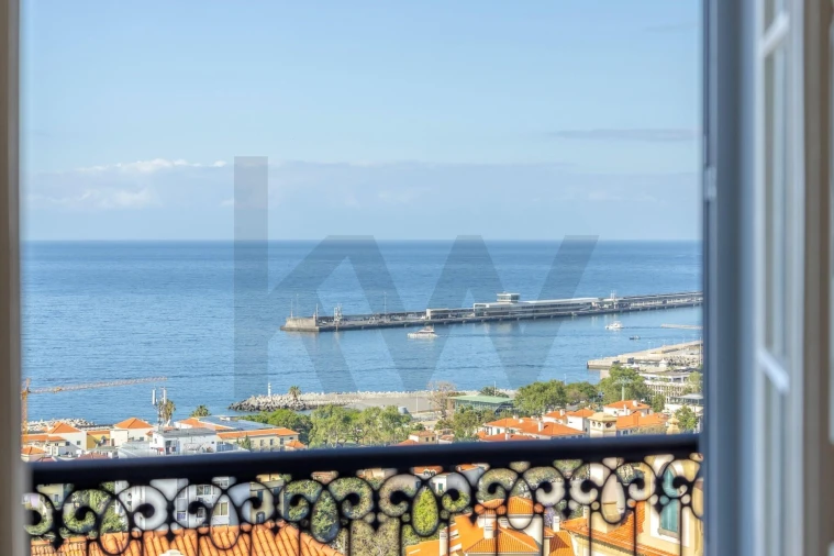 Moradia T7 para Venda em Funchal (Santa Maria Maior) Foto 28