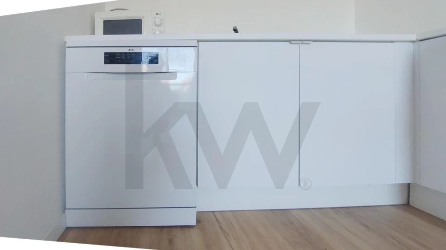 Apartamento T2 para Arrendamento em Porto Salvo Foto 7