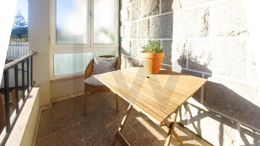 Apartamento T2 para Arrendamento em Porto Salvo Foto 2