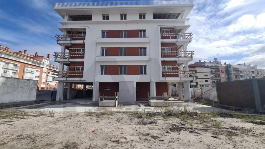 Apartamento T2 para Venda em Marinha Grande Foto 5