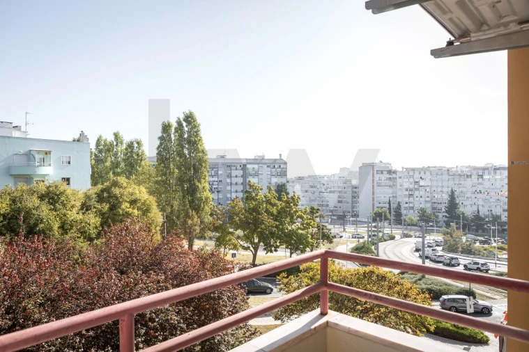 Apartamento T2 para Arrendamento em Almada, Cova da Piedade, Pragal e Cacilhas Foto 2