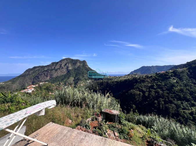 Moradia T2 para Venda em São Roque do Faial Foto 7