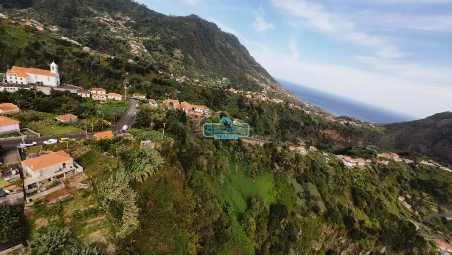 Moradia T2 para Venda em São Roque do Faial Foto 13