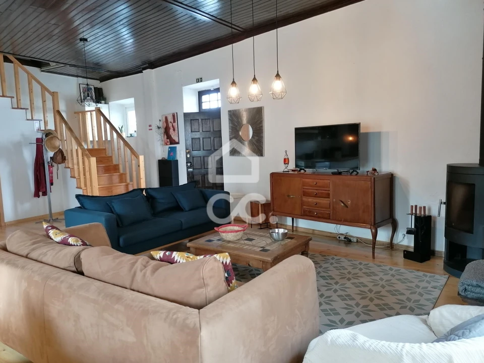 Moradia T4 para Venda em Peral Foto 3