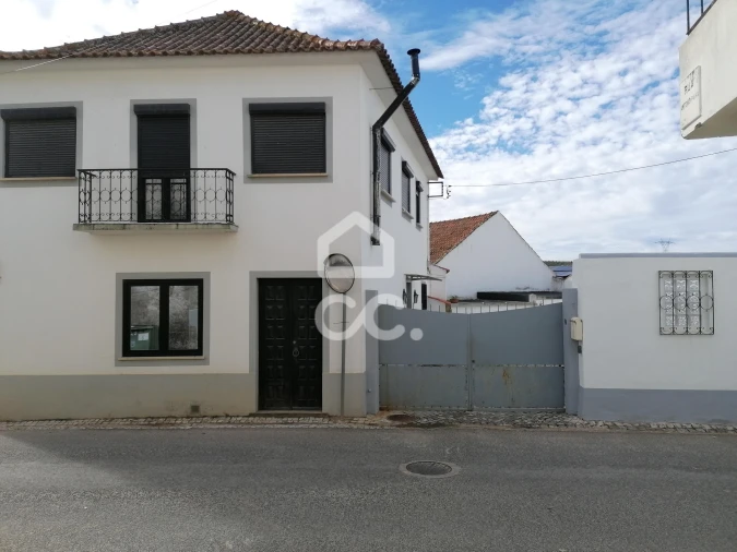 Moradia T4 para Venda em Peral Foto 61