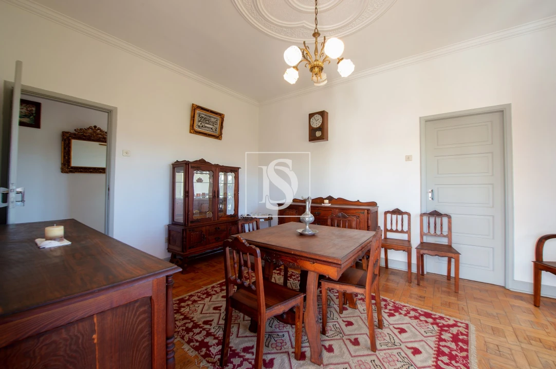 Quinta T6 para Venda em Santa Comba Dão e Couto do Mosteiro Foto 25