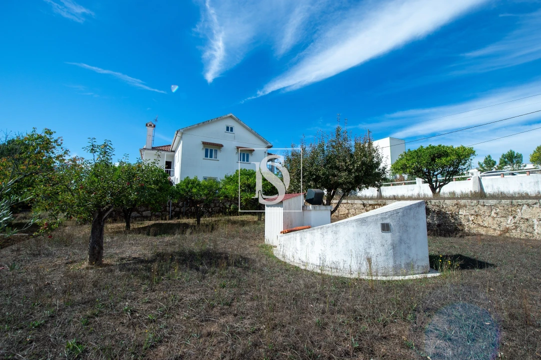 Quinta T6 para Venda em Santa Comba Dão e Couto do Mosteiro Foto 13