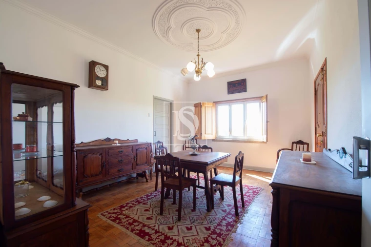 Quinta T6 para Venda em Santa Comba Dão e Couto do Mosteiro Foto 24