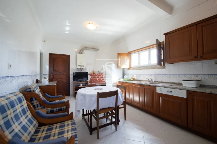 Quinta T6 para Venda em Santa Comba Dão e Couto do Mosteiro Foto 23