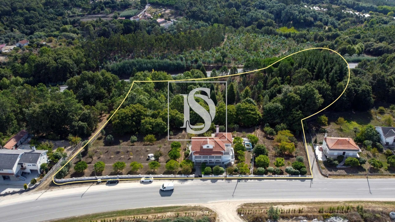 Quinta T6 para Venda em Santa Comba Dão e Couto do Mosteiro Foto 9