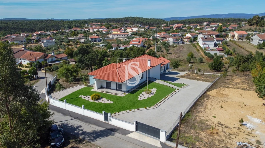 Moradia T3 para Venda em Mortágua, Vale de Remígio, Cortegaça e Almaça Foto 1