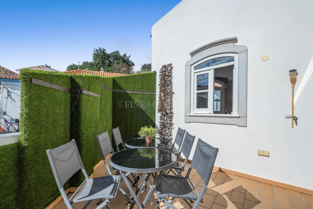 Moradia T6 para Venda em Albufeira e Olhos de Água Foto 8