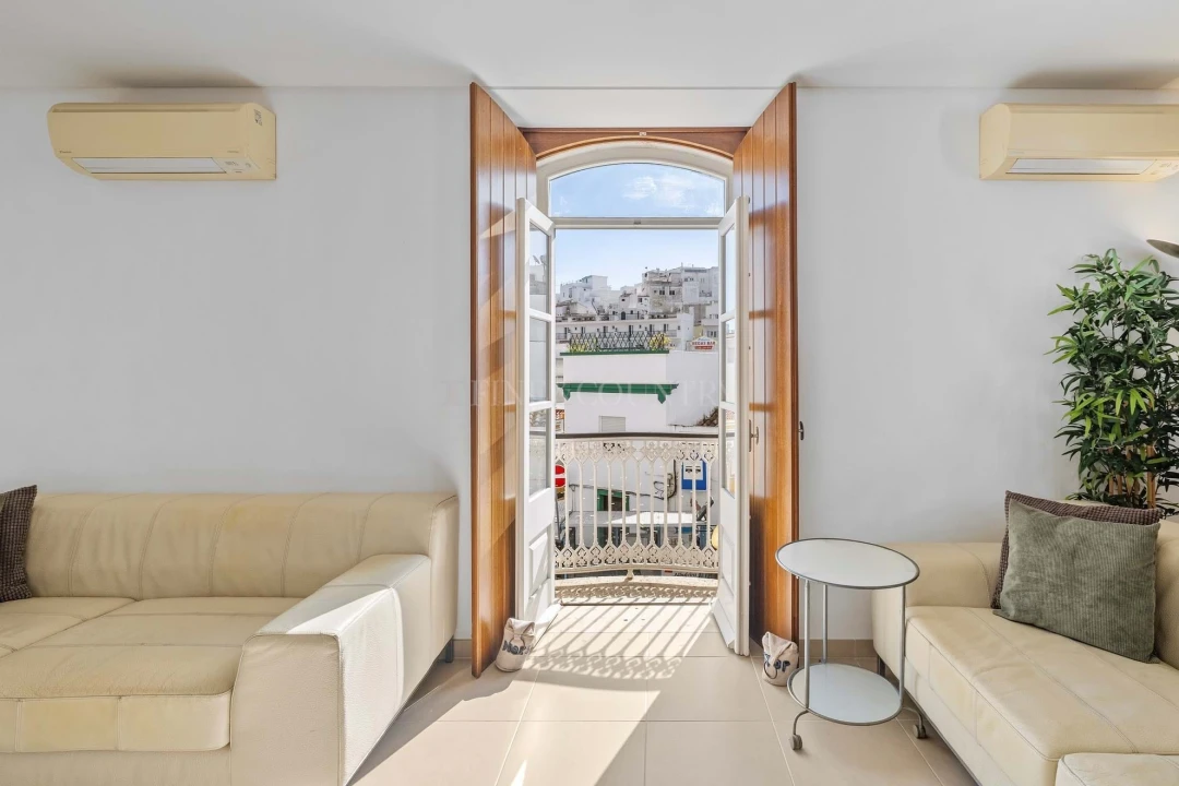 Moradia T6 para Venda em Albufeira e Olhos de Água Foto 6