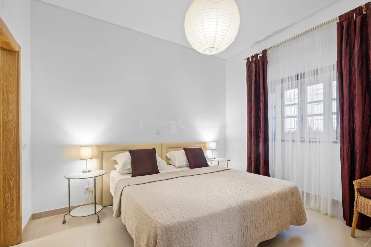 Moradia T6 para Venda em Albufeira e Olhos de Água Foto 55