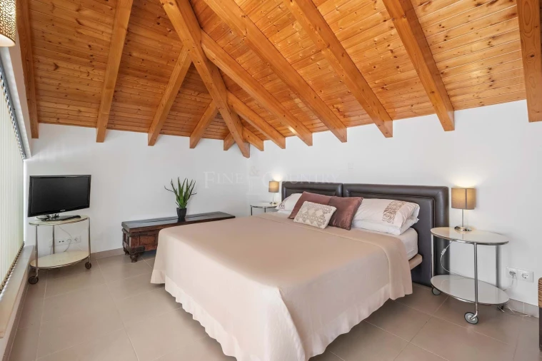 Moradia T6 para Venda em Albufeira e Olhos de Água Foto 19