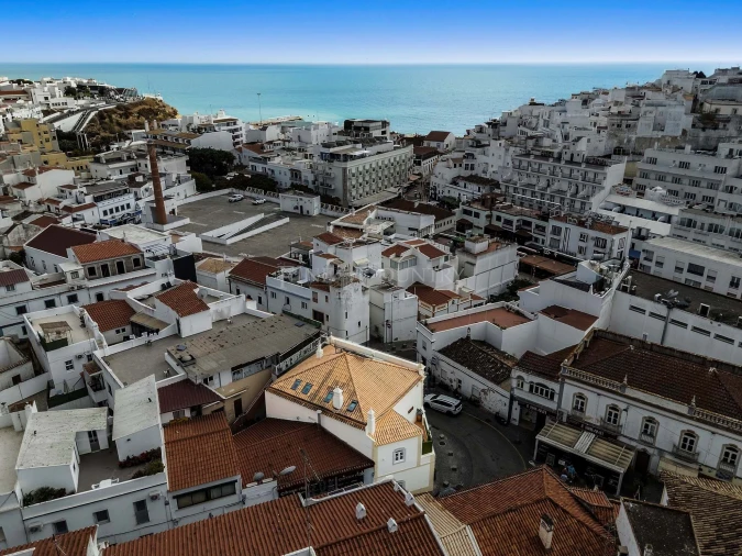 Moradia T6 para Venda em Albufeira e Olhos de Água Foto 3