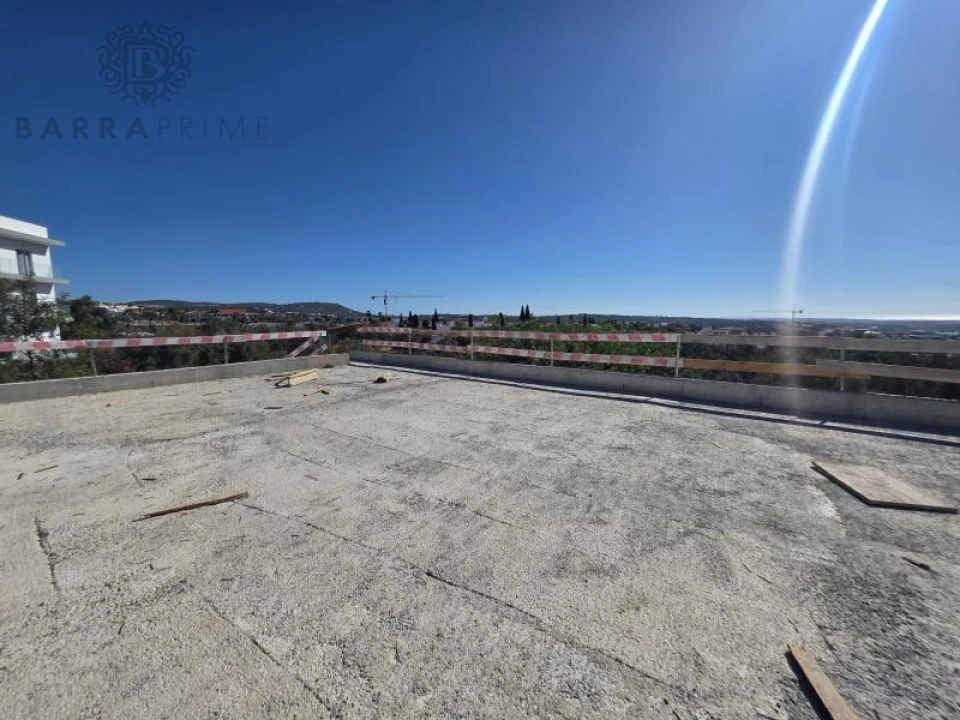 Moradia T5 para Venda em Loule (São Sebastião) Foto 18