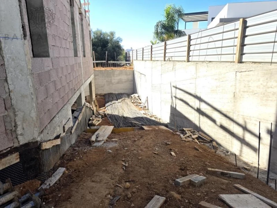 Moradia T5 para Venda em Loule (São Sebastião) Foto 21