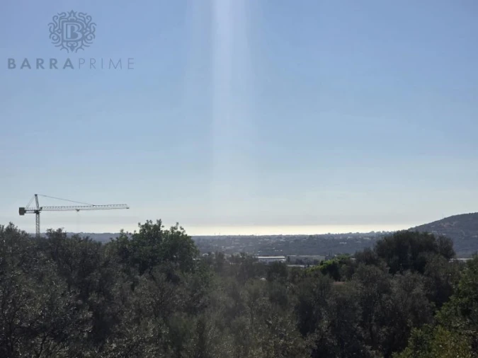 Moradia T5 para Venda em Loule (São Sebastião) Foto 10