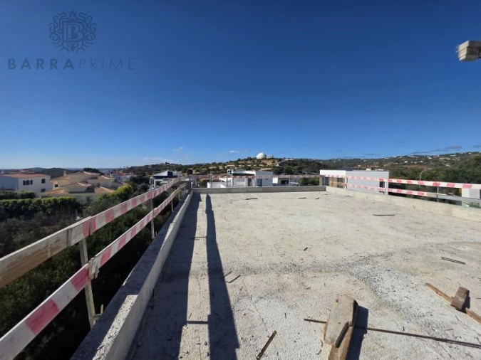 Moradia T5 para Venda em Loule (São Sebastião) Foto 16