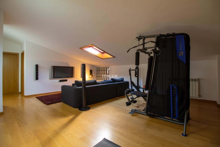 Apartamento T4 para Venda em Viseu Foto 20