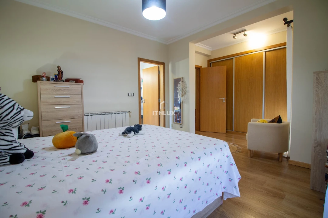 Apartamento T5 para Venda em Santa Comba Dão e Couto do Mosteiro Foto 14