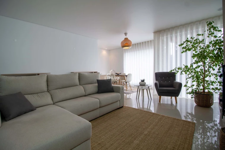 Apartamento T3 para Venda em Guarda Foto 3