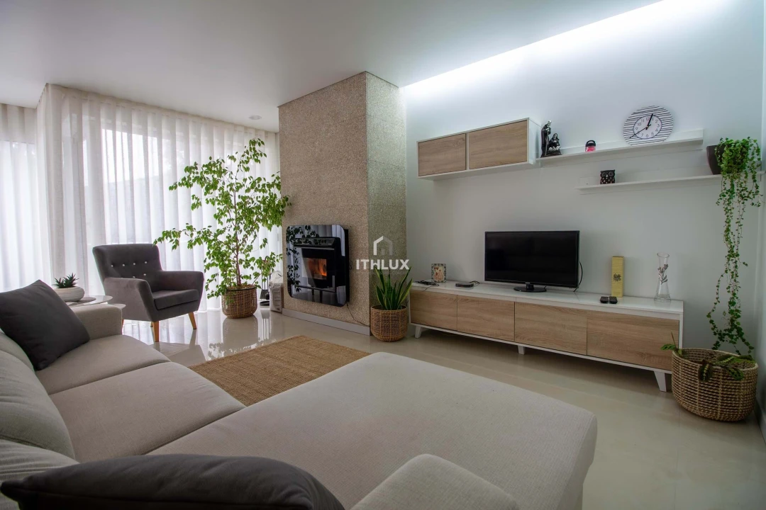 Apartamento T3 para Venda em Guarda Foto 2