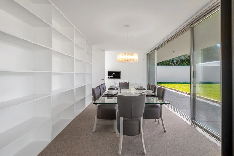 Moradia T4 para Venda em Vau Foto 15